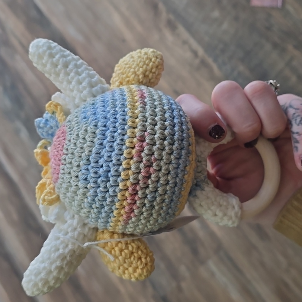 Highland Cow Baby Rattle - Picture 5 of 6